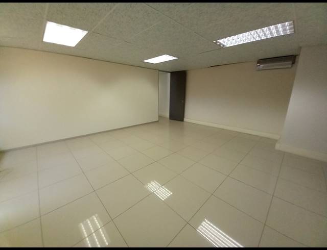 324M² OFFICE TO LET IN HURLINGHAM